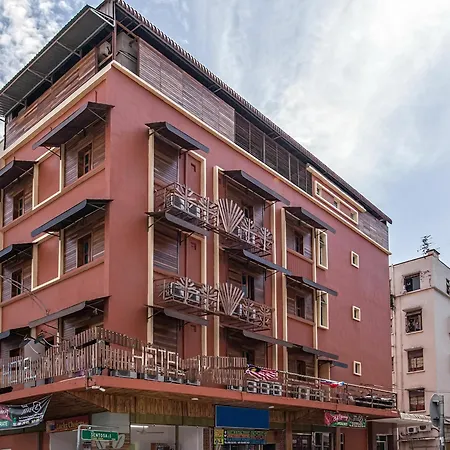 Oyo 210 Hotel Five 2